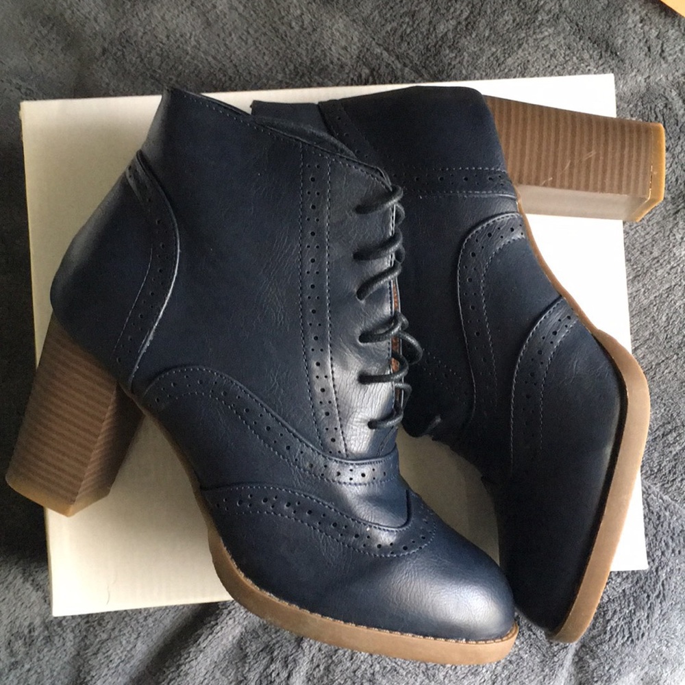 Oxford Bootie